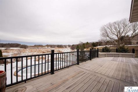 610 E Rolling Hills Drive Le Center MN 56057