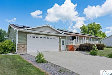 219 SE 5th Street Madelia MN 56062