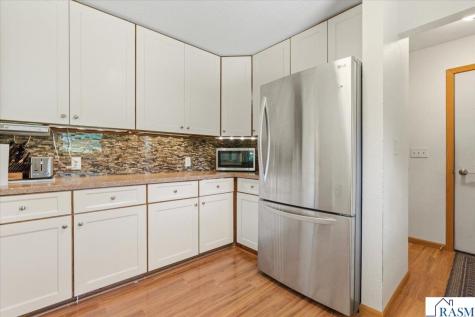 219 SE 5th Street Madelia MN 56062