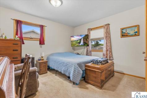 219 SE 5th Street Madelia MN 56062
