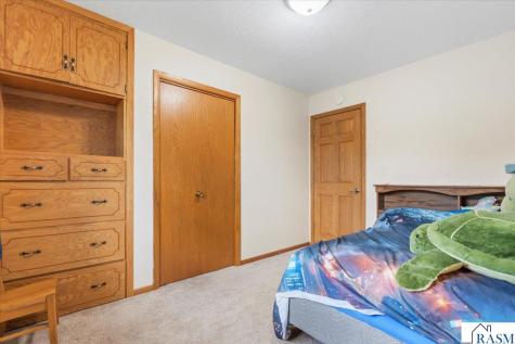 219 SE 5th Street Madelia MN 56062