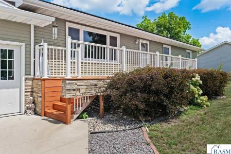219 SE 5th Street Madelia MN 56062