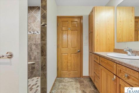 219 SE 5th Street Madelia MN 56062