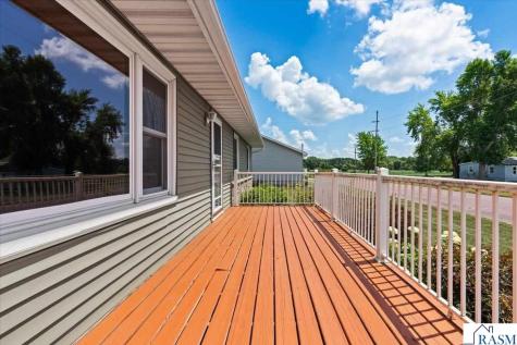 219 SE 5th Street Madelia MN 56062
