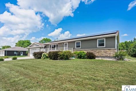 219 SE 5th Street Madelia MN 56062
