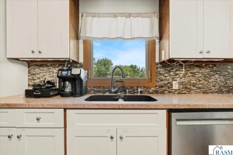 219 SE 5th Street Madelia MN 56062