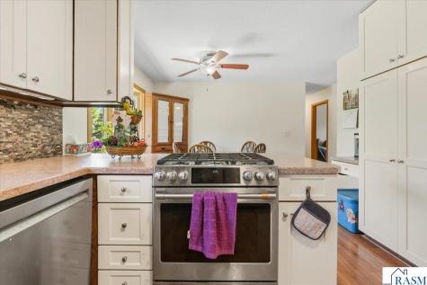 219 SE 5th Street Madelia MN 56062