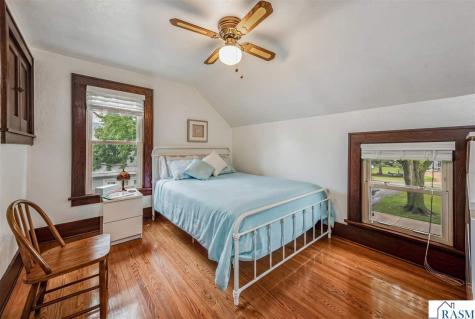 338 E Cleveland Avenue Winnebago MN 56098