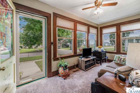 338 E Cleveland Avenue Winnebago MN 56098