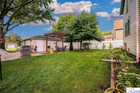 338 E Cleveland Avenue Winnebago MN 56098