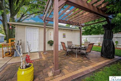 338 E Cleveland Avenue Winnebago MN 56098