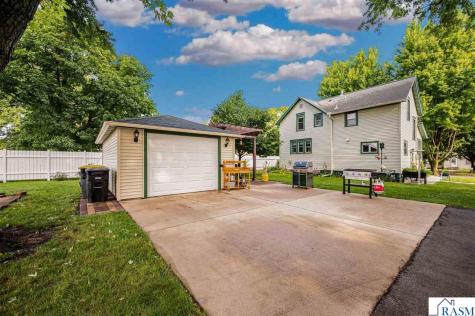 338 E Cleveland Avenue Winnebago MN 56098