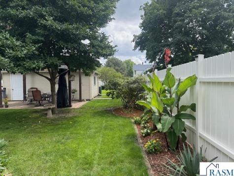 338 E Cleveland Avenue Winnebago MN 56098