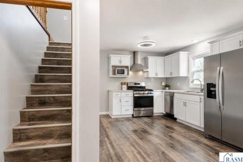 1424 Fair Street Mankato MN 56000-1