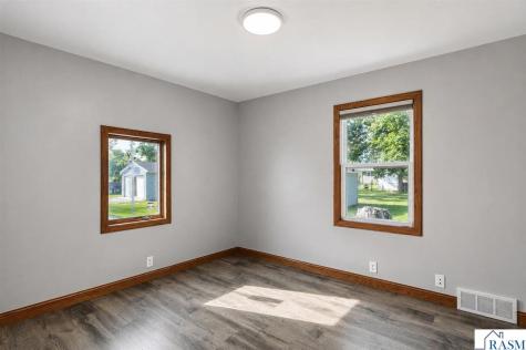 1424 Fair Street Mankato MN 56000-1