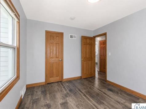 1424 Fair Street Mankato MN 56000-1