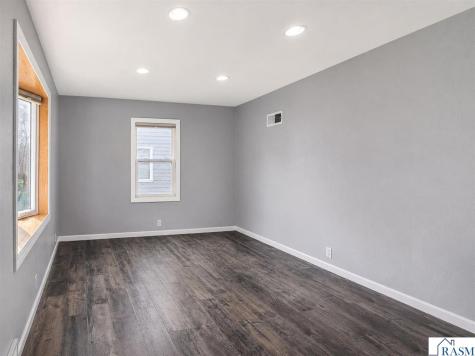 1424 Fair Street Mankato MN 56000-1