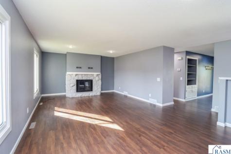 211 S Webster Street Kasota MN 56050