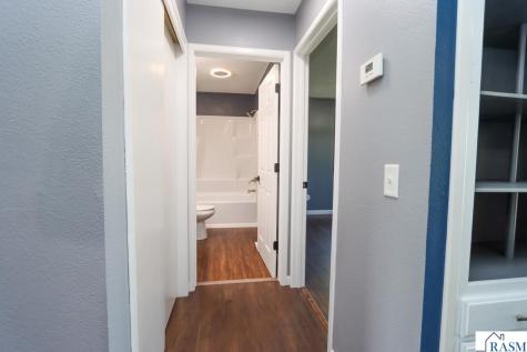 211 S Webster Street Kasota MN 56050
