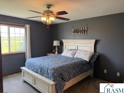 602 NE 25th Court Waseca MN 56093