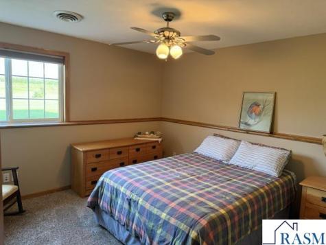 602 NE 25th Court Waseca MN 56093
