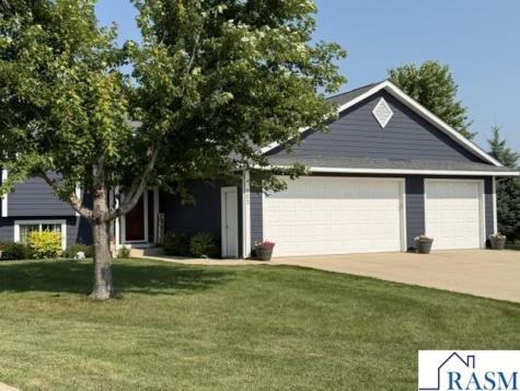602 NE 25th Court Waseca MN 56093