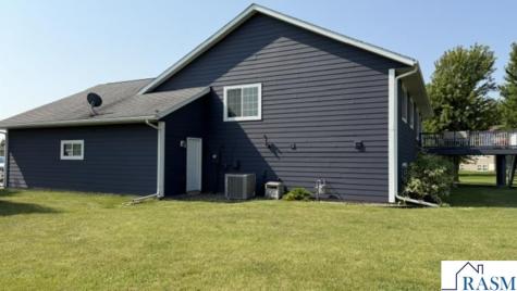 602 NE 25th Court Waseca MN 56093