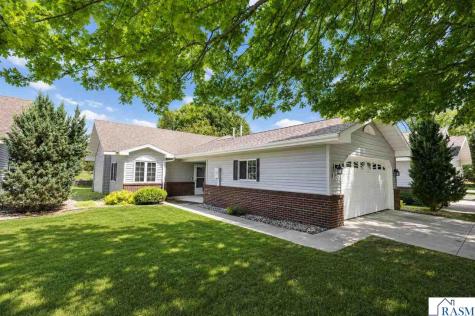 105 Raven Court Mankato MN 56001