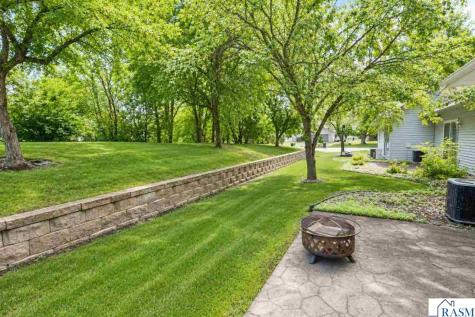 105 Raven Court Mankato MN 56001
