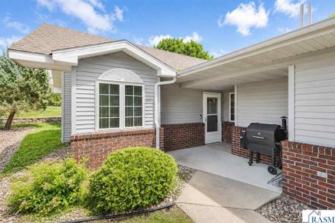 105 Raven Court Mankato MN 56001