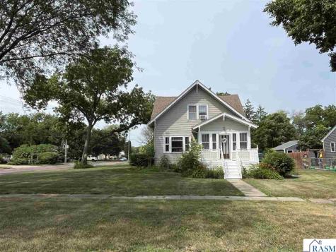 820 8th Street South St. James MN 56081