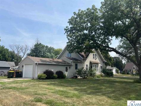 820 8th Street South St. James MN 56081