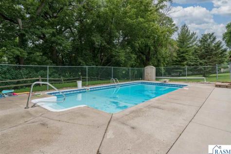 481 Marvin Boulevard North Mankato MN 56003
