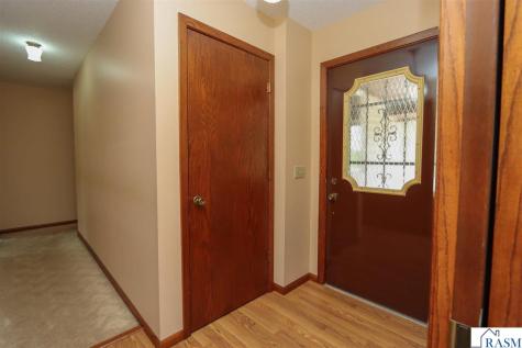 100 Stony Creek Circle Mankato MN 56001