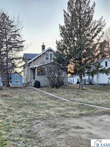 812 Broadway Street North New Ulm MN 56073