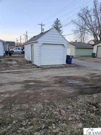 812 Broadway Street North New Ulm MN 56073