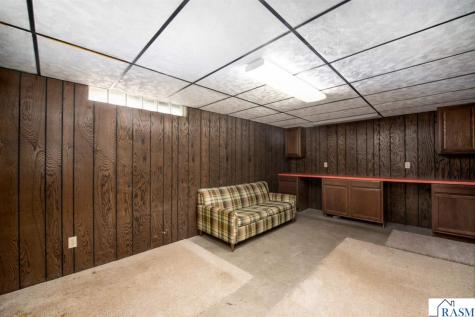 2208 Marwood Drive Mankato MN 56001