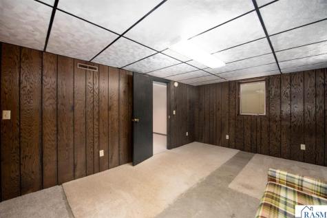 2208 Marwood Drive Mankato MN 56001