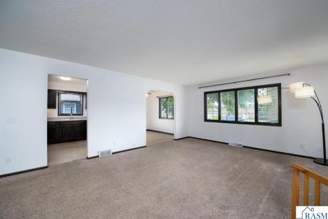 2208 Marwood Drive Mankato MN 56001