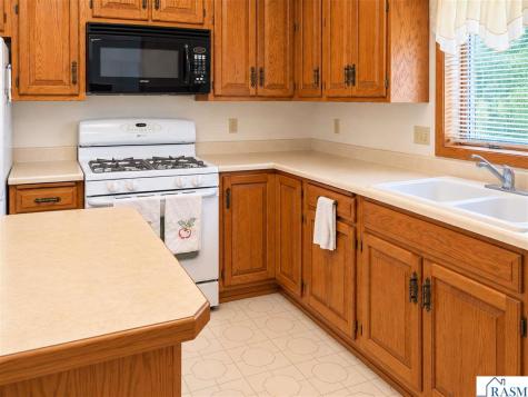 58691 185th Mankato MN 56001