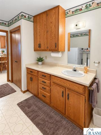 58691 185th Mankato MN 56001