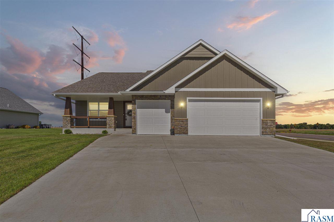 10 Sunset Court North Mankato MN 56003