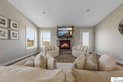 10 Sunset Court North Mankato MN 56003