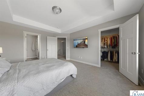 10 Sunset Court North Mankato MN 56003