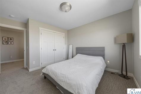 10 Sunset Court North Mankato MN 56003