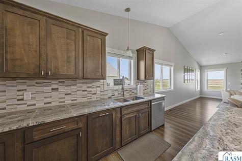 10 Sunset Court North Mankato MN 56003