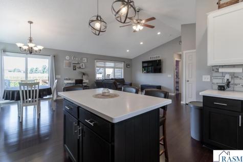 436 Valley View Drive Courtland MN 56021