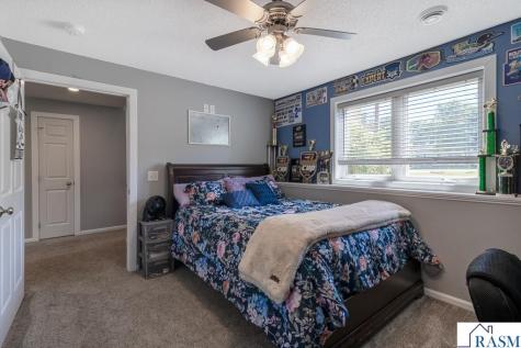 436 Valley View Drive Courtland MN 56021