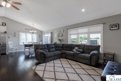 436 Valley View Drive Courtland MN 56021