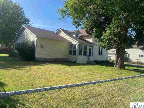 212 Agency Street South Eagle Lake MN 56024